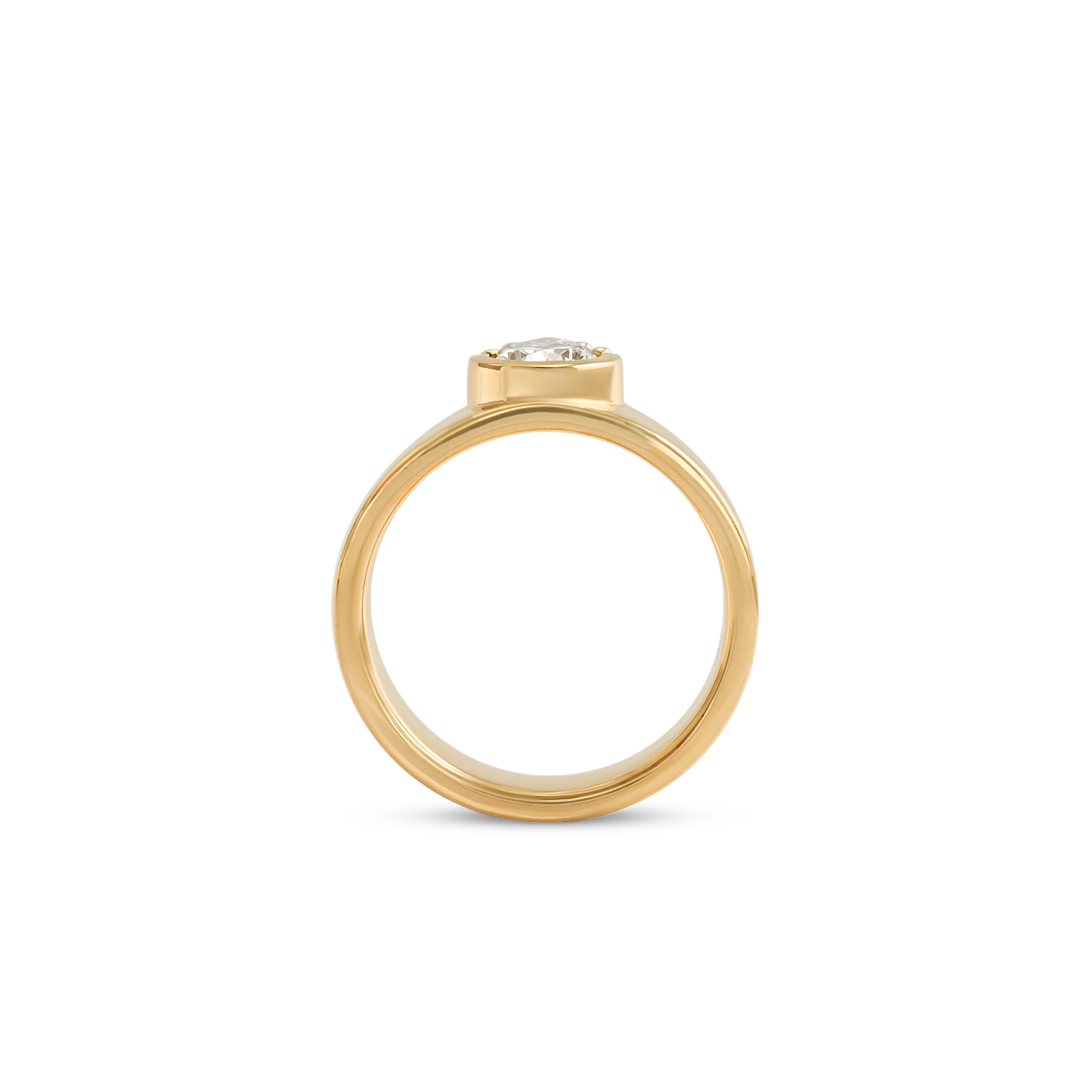 Side profile view of Varick Ring / Pear Lab Grown Diamond 1.01ct by Goldpoint Jewlery