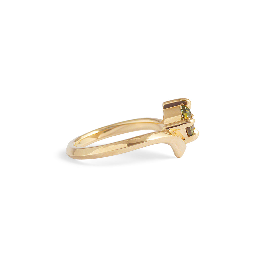 Peak Ring / Cushion Cut Bicolor Sapphire
