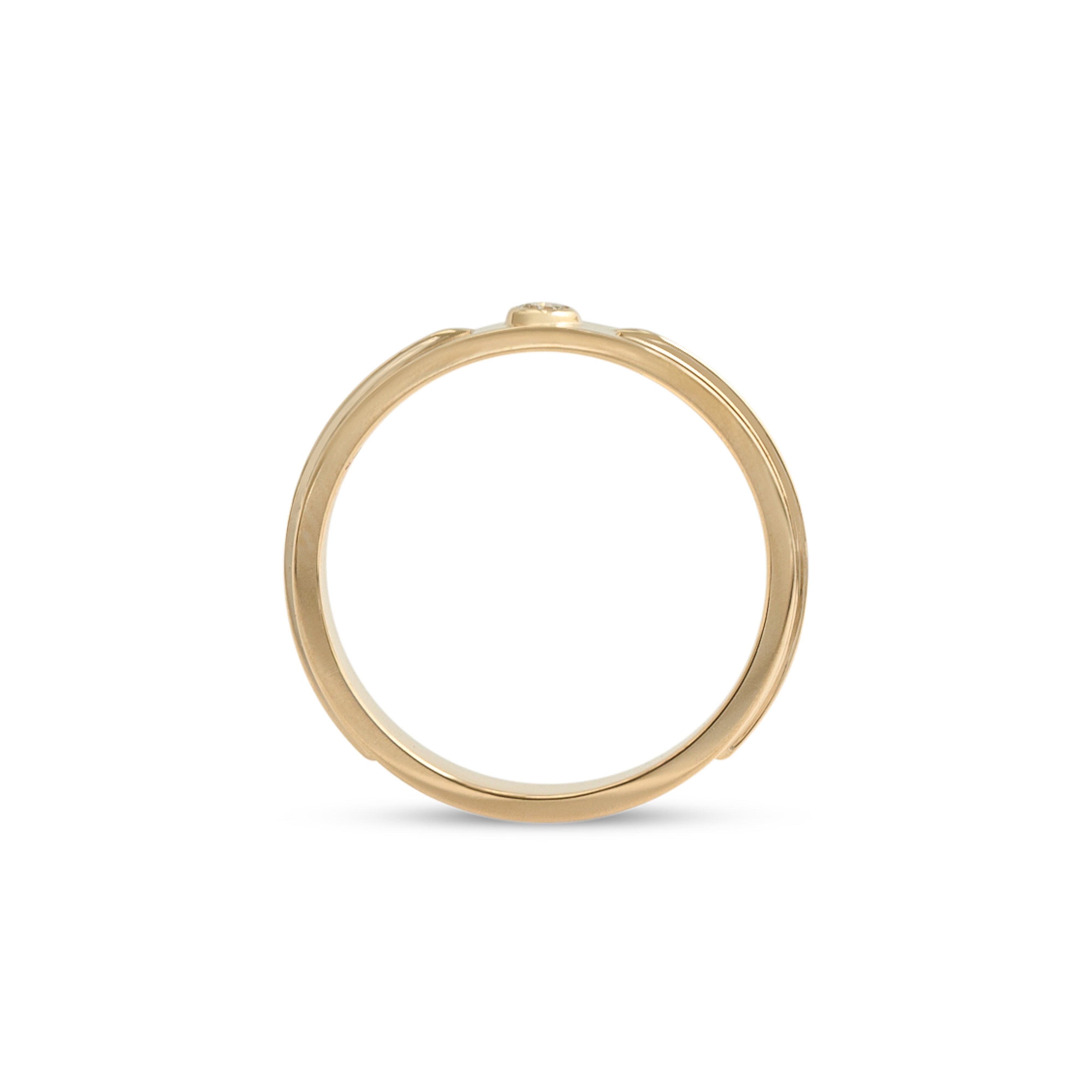 Side profile view of Atmosphere Band / Round Natural Diamond 0.10ct by Sandy Rubin