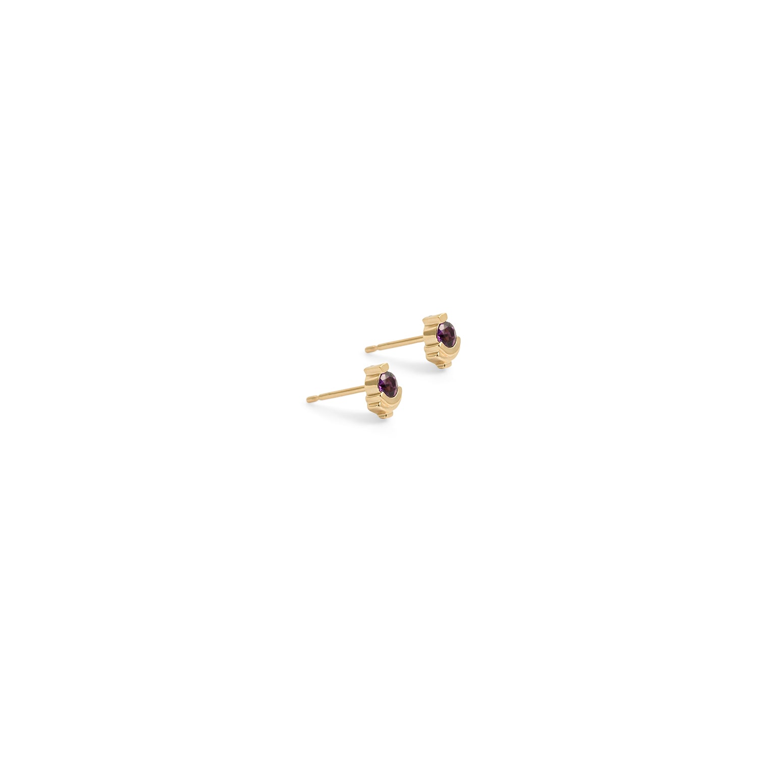 Angled side view of two pieces of Step Mazunte Earring / Round Amethyst by Goldpoint Jewelry