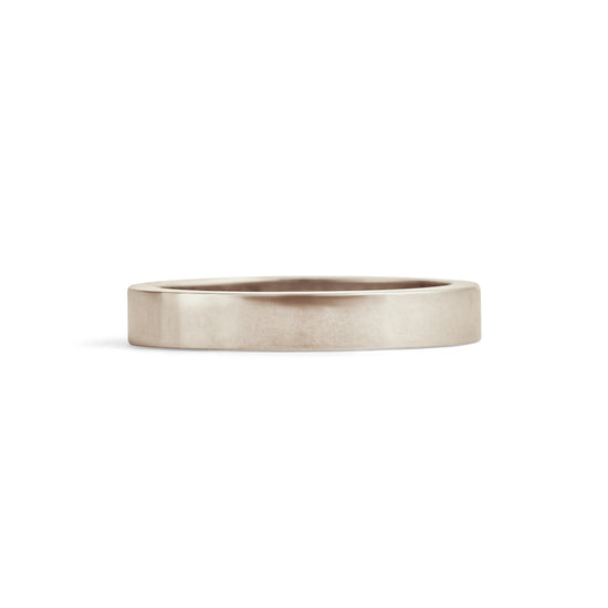 Front view of Flat Band / 3mm in 18k White Gold