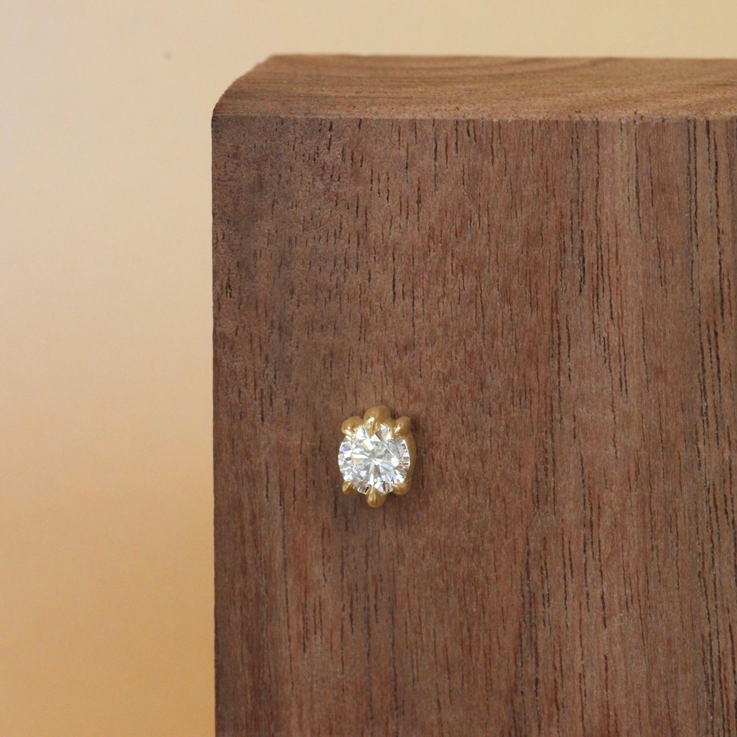 Talon Earring Old Euro Diamond 4mm