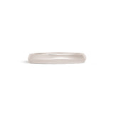 Front view of Knife Edge Band 4mm in Platinum