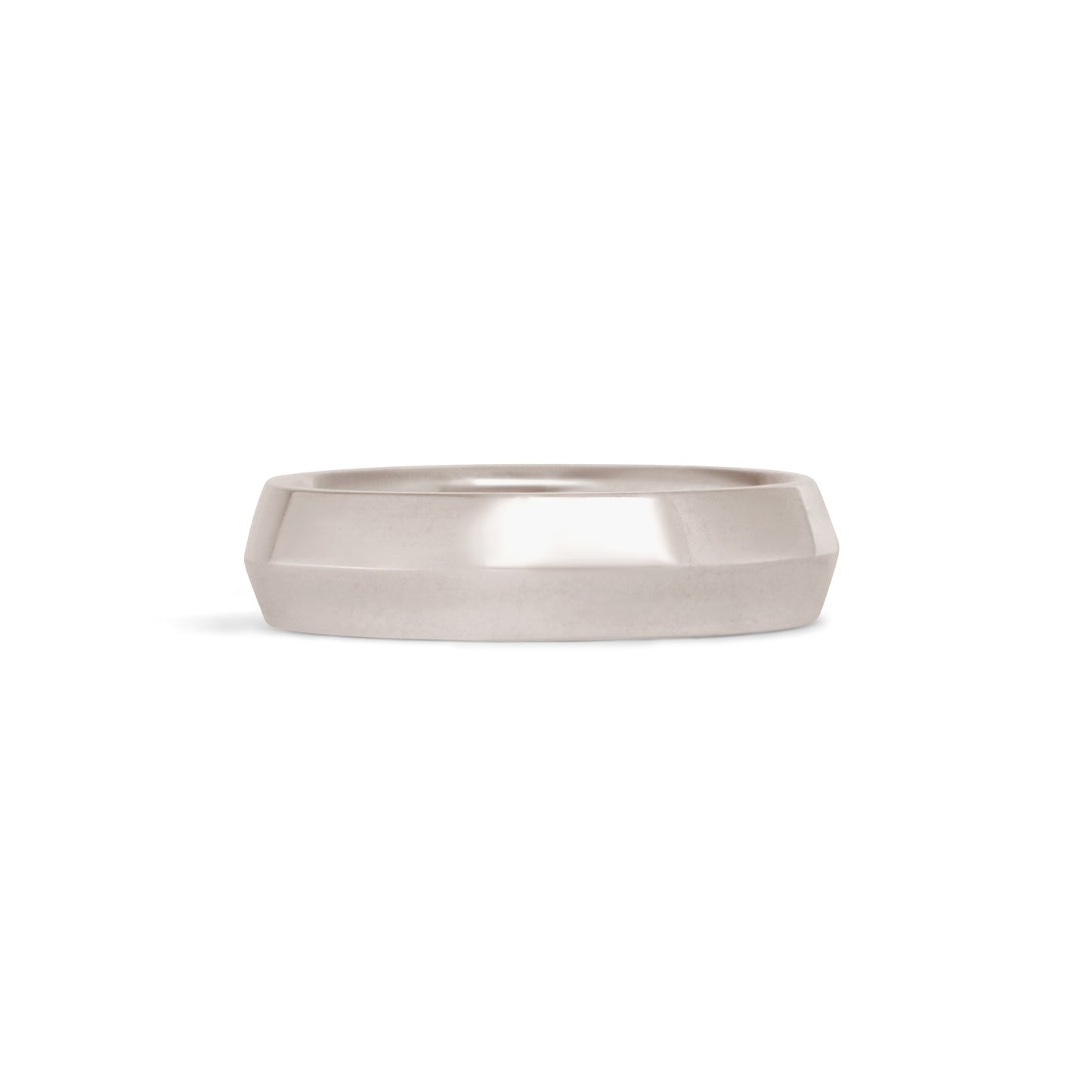 Front view of Knife Edge Band / 6mm in Platinum