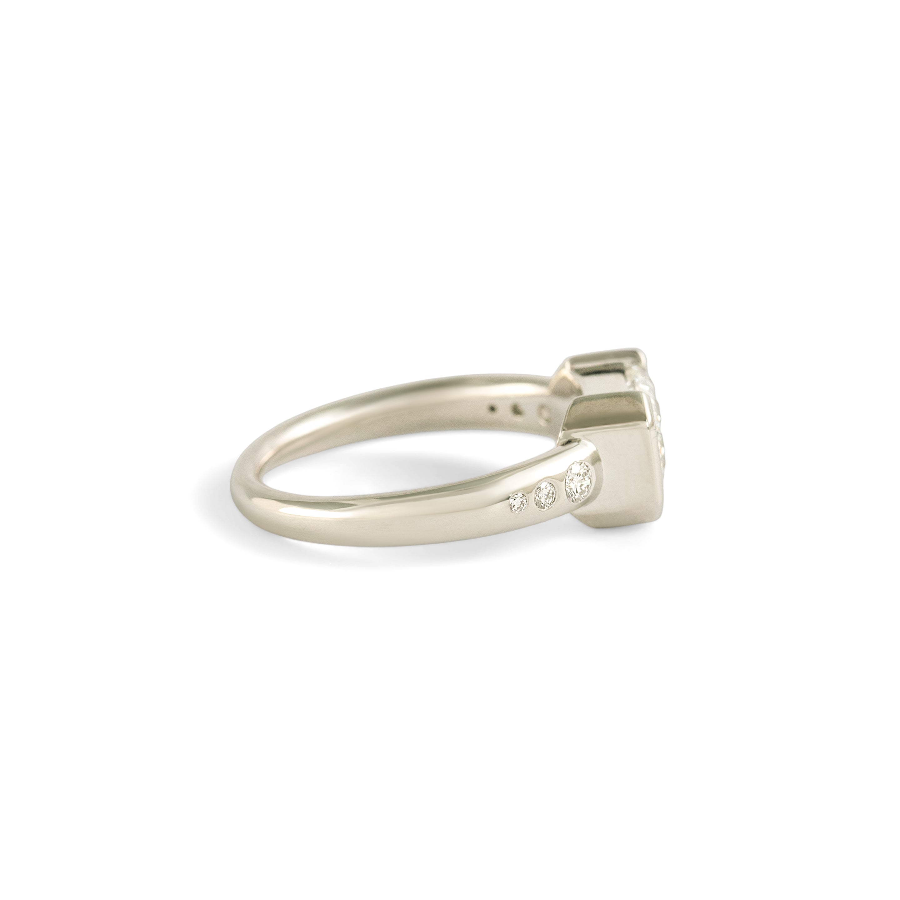 Side view of Ash Ring Emerald Cut Lab Diamond 1.51ct by Goldpoint Jewelry