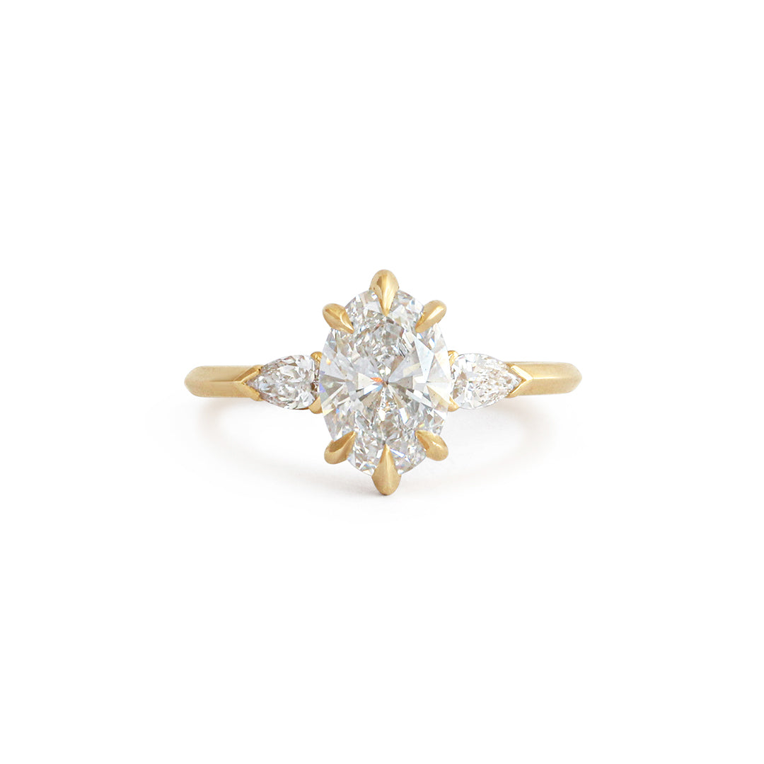 Bosc Ring / Lab Oval 1.52ct + Side Pear Diamonds