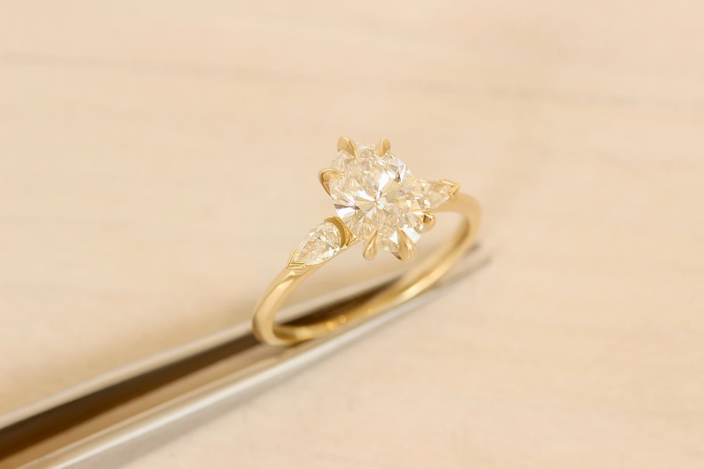 Bosc Ring / Lab Oval 1.52ct + Side Pear Diamonds