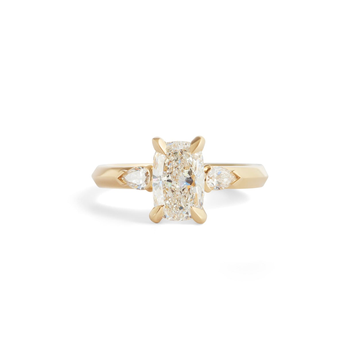 Front view of Wythe Ring Cushion Lab Diamond 1.58ct by Goldpoint