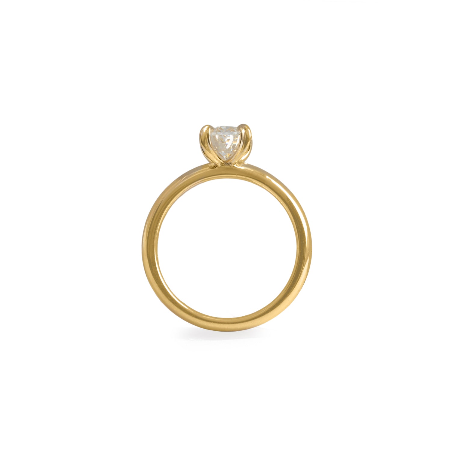 Side profile view of Calyer Ring Oval Lab Diamond 1.56ct by Goldpoint Jewelry