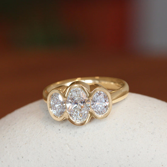 Clay 3 Ring Oval Lab Grown Diamond 1.04ct