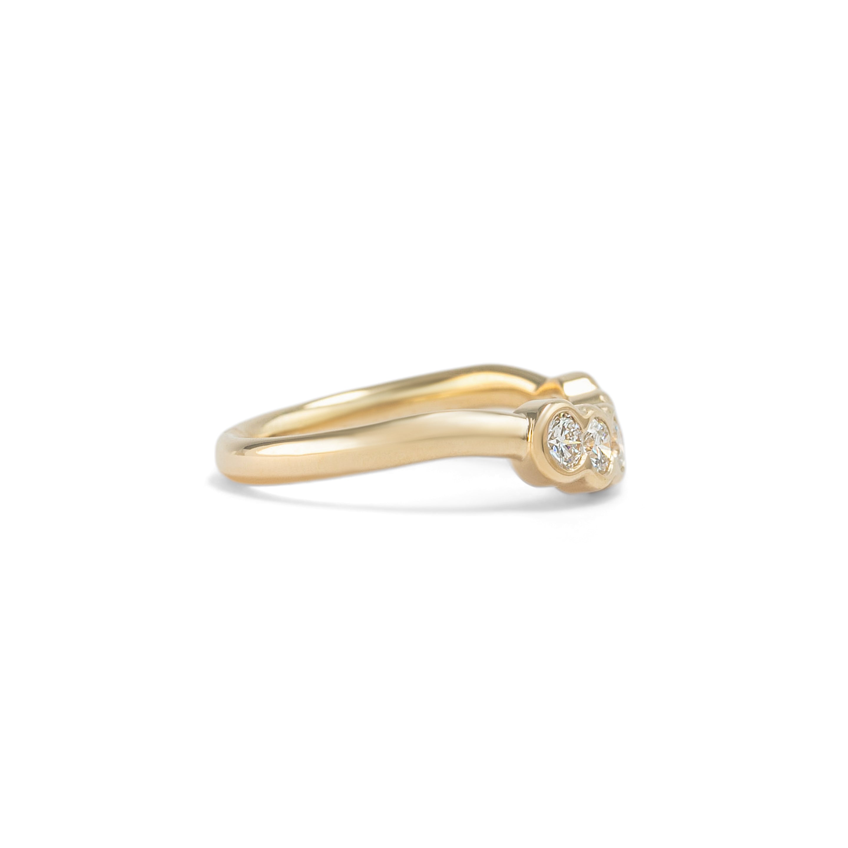 Side view of Cloud 5 Band Curve / Round Diamonds / in 14k Yellow Gold by Goldpoint Jewelry