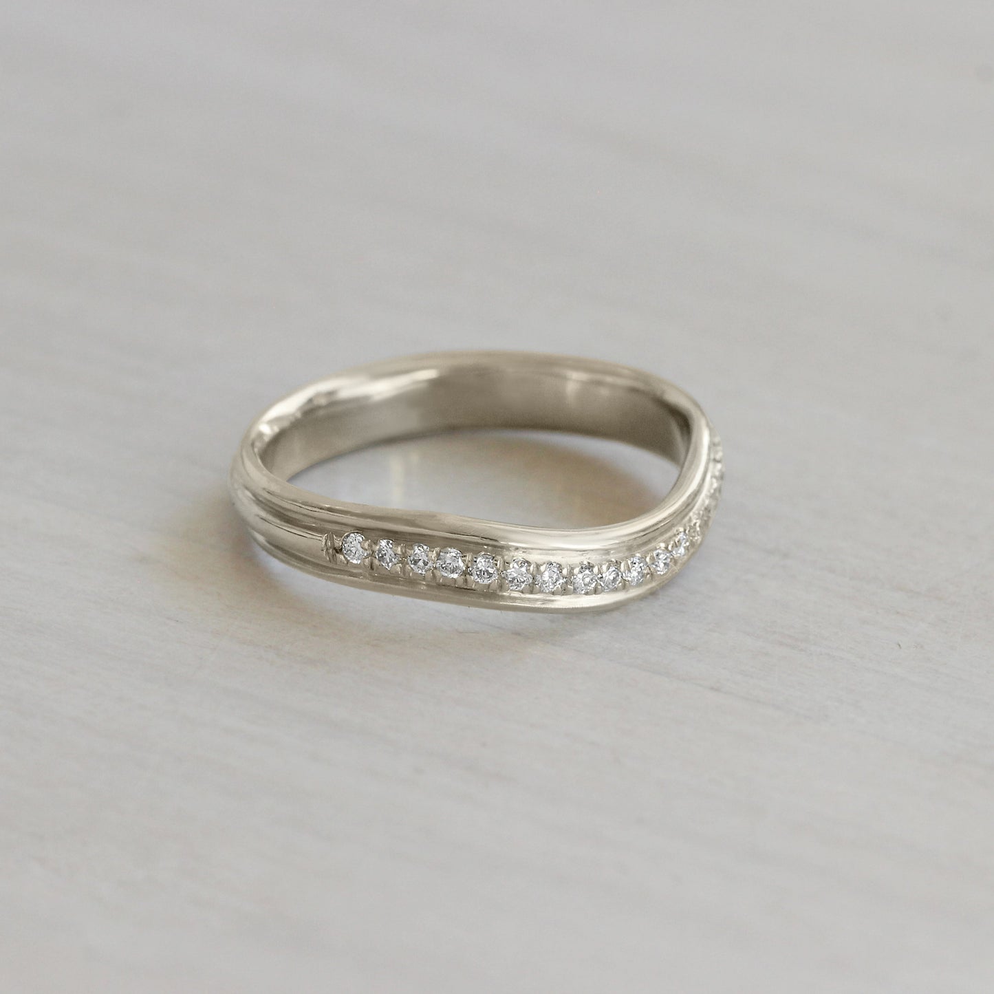 Side lifestyle shot of Cornice Band / Soft Curve + Diamonds