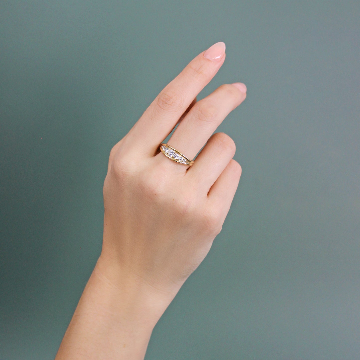 Model wears Cornice Ring / Tapered Wide + Lab Diamonds on middle finger