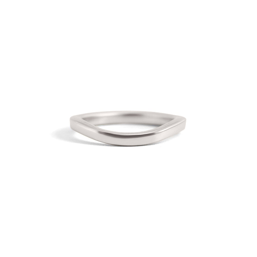 Angled front view of Flat Band 2mm Soft Curve / in Platinum by Goldpoint Jewelry