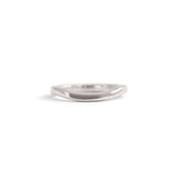 Flat Band Soft Curve / in Platinum