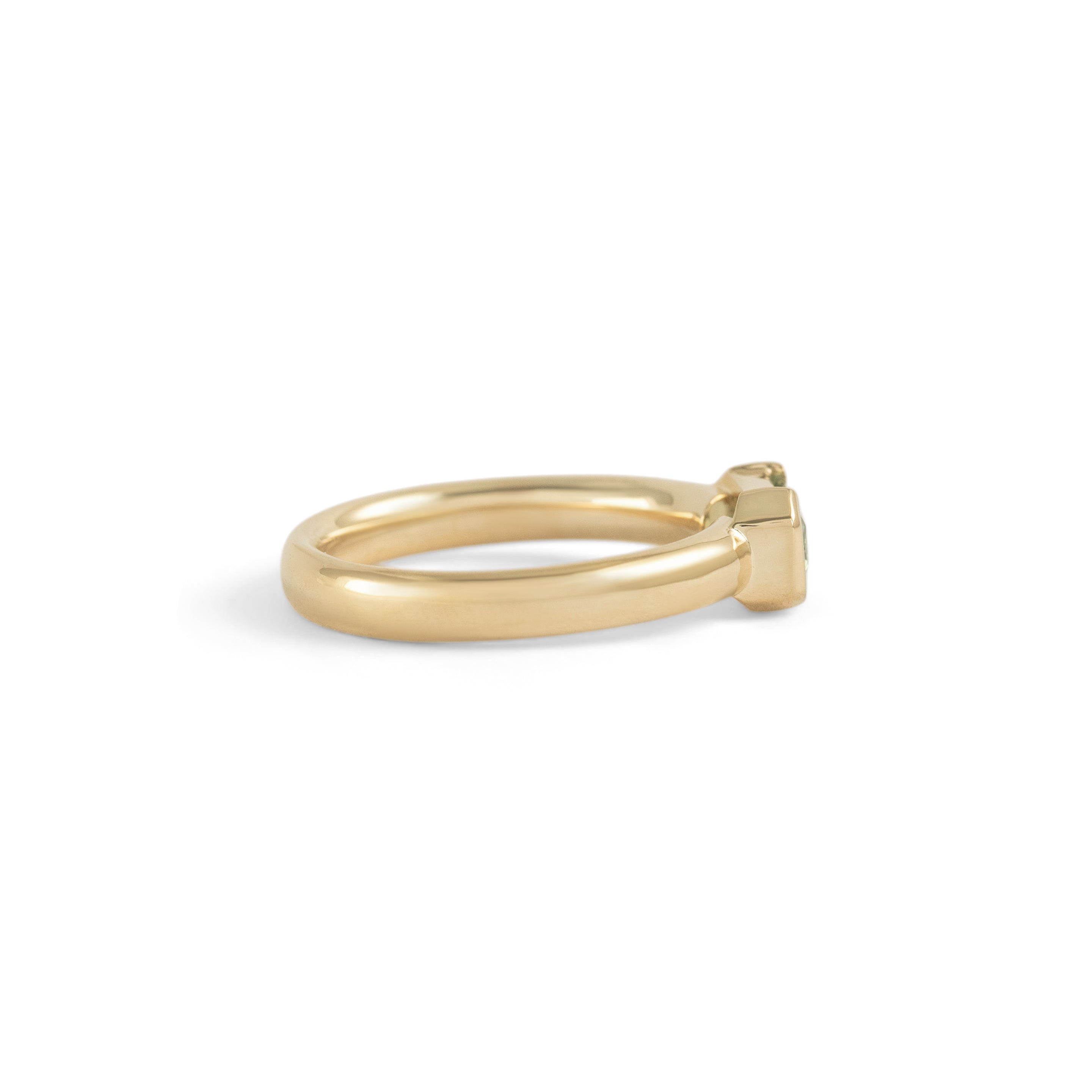 Side view of Dobbin Ring Emerald Cut Sapphire 0.75ct by Goldpoint Jewelry