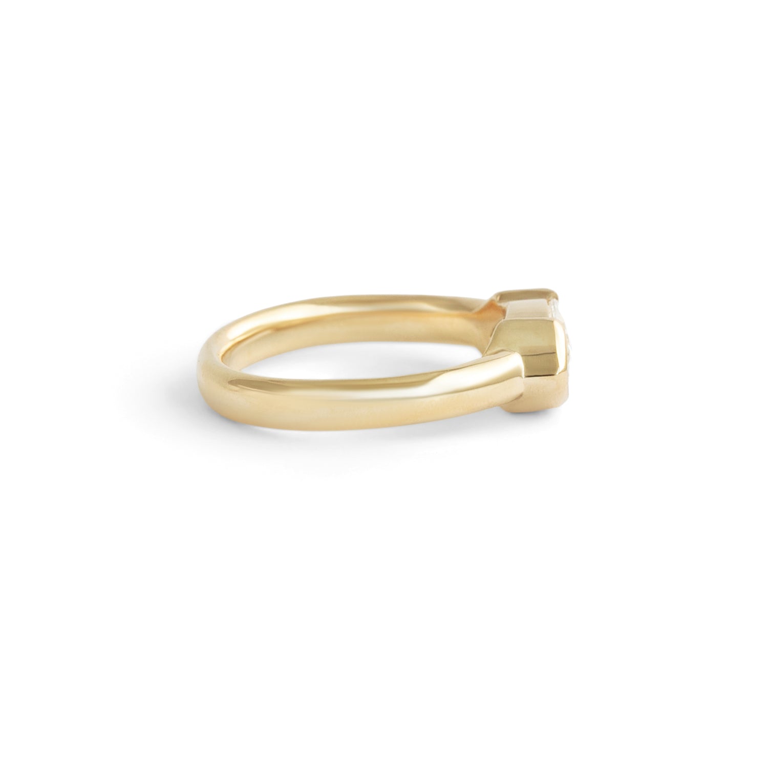 Side view of Dobbin Ring Marquise Lab Diamond 1.04ct by Goldpoint Jewelry