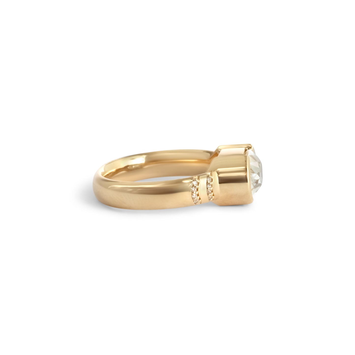 Side view of Dobbin Ring  Oval Old Mine Lab Diamond 2.13ct by Goldpoint