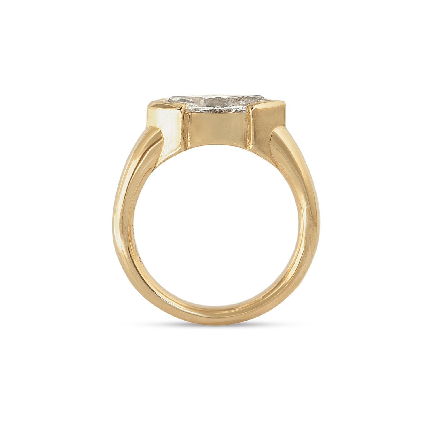Side profile view of Dobbin Ring Marquise Lab Diamond 1.54ct by Goldpoint Jewelry