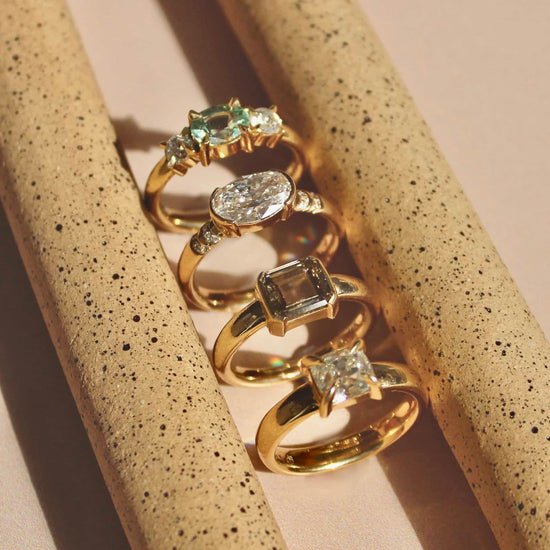 Ellipse Ring / Paraiba Tourmaline + Old Mine Diamonds