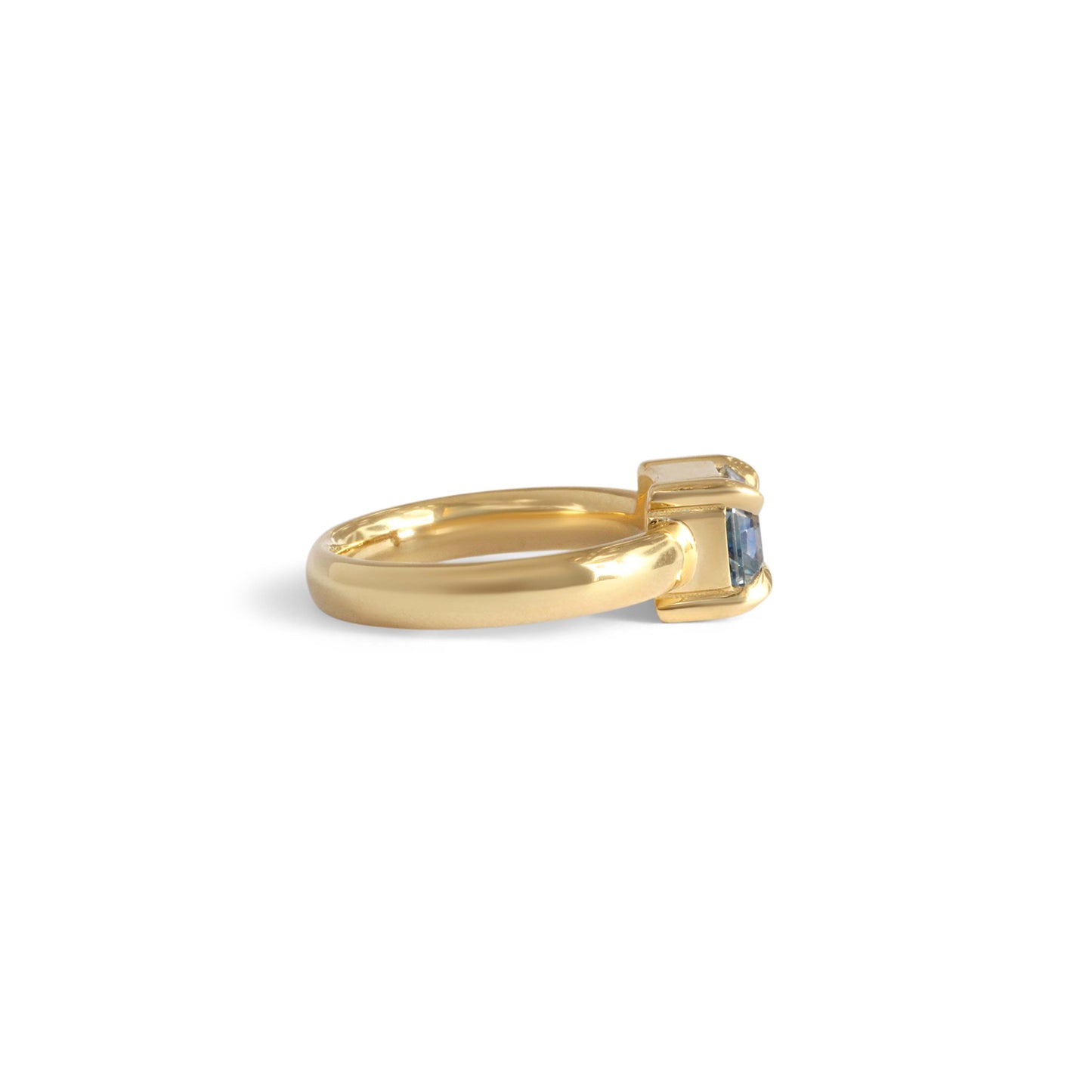 Sutton Ring Emerald Cut Sapphire 2.1ct
