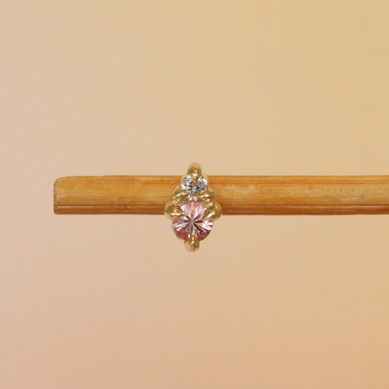 Points Earring / Ruby & Diamond