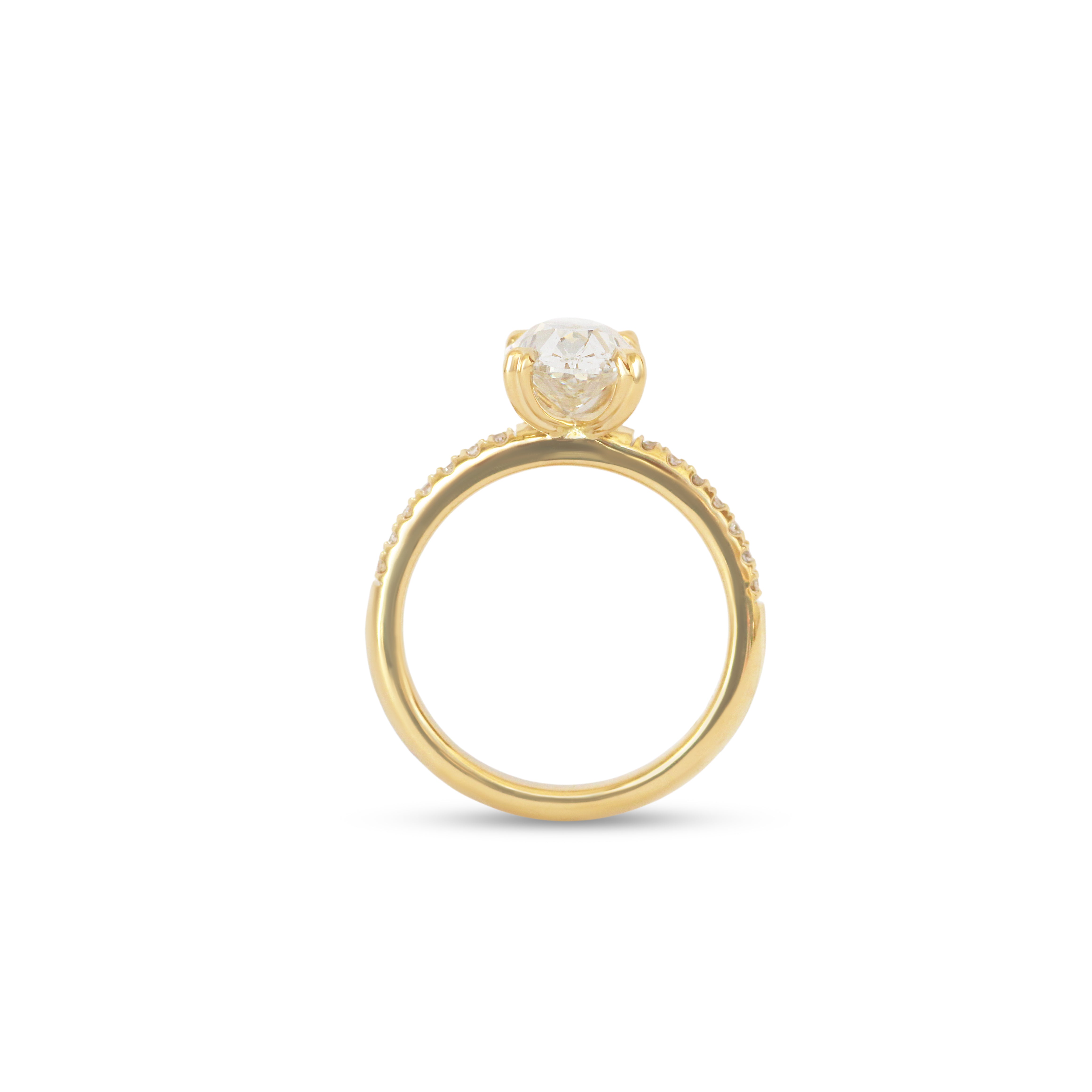 Side profile view of Calyer Ring Oval Old Mine Lab Diamond 2.13ct by Goldpoint Jewelry
