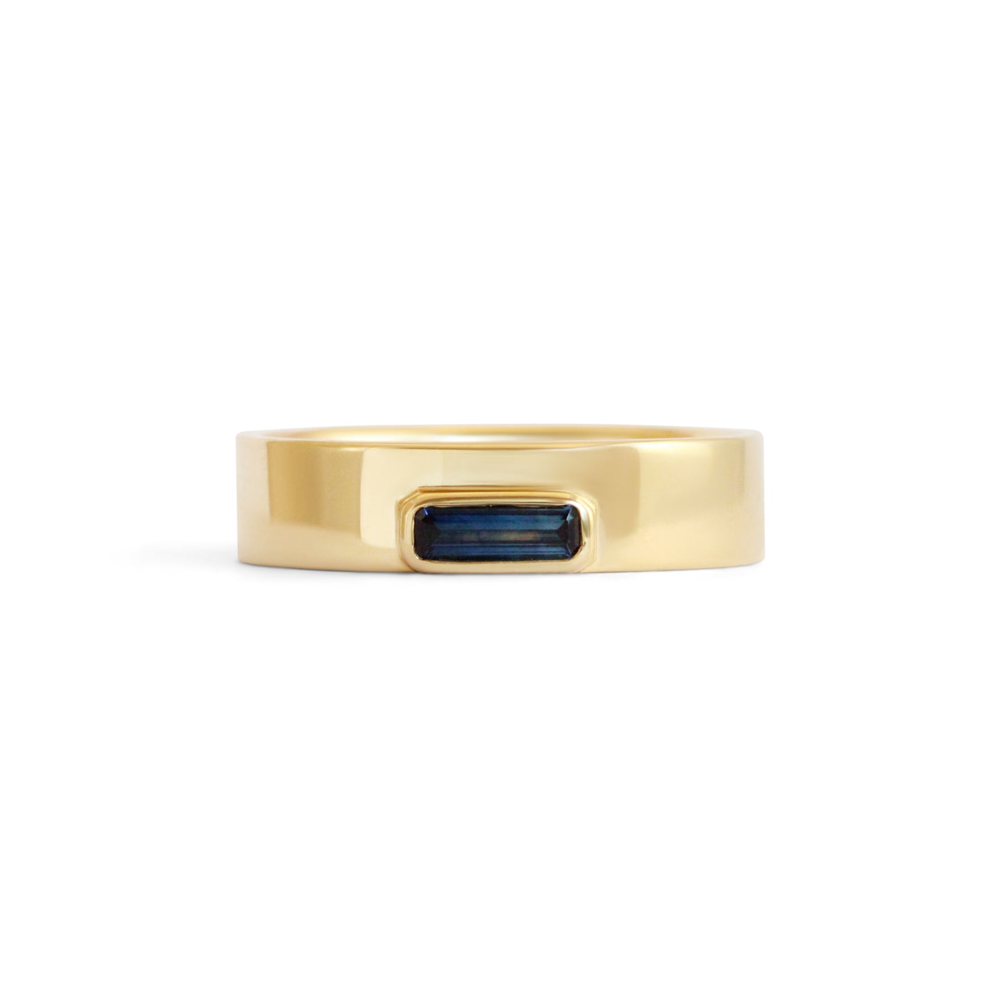 Front view of Kingsland Ring Emerald Cut Sapphire 0.27ct by Goldpoint