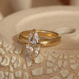 Noble Ring Moval Natural Diamond 1.74ct