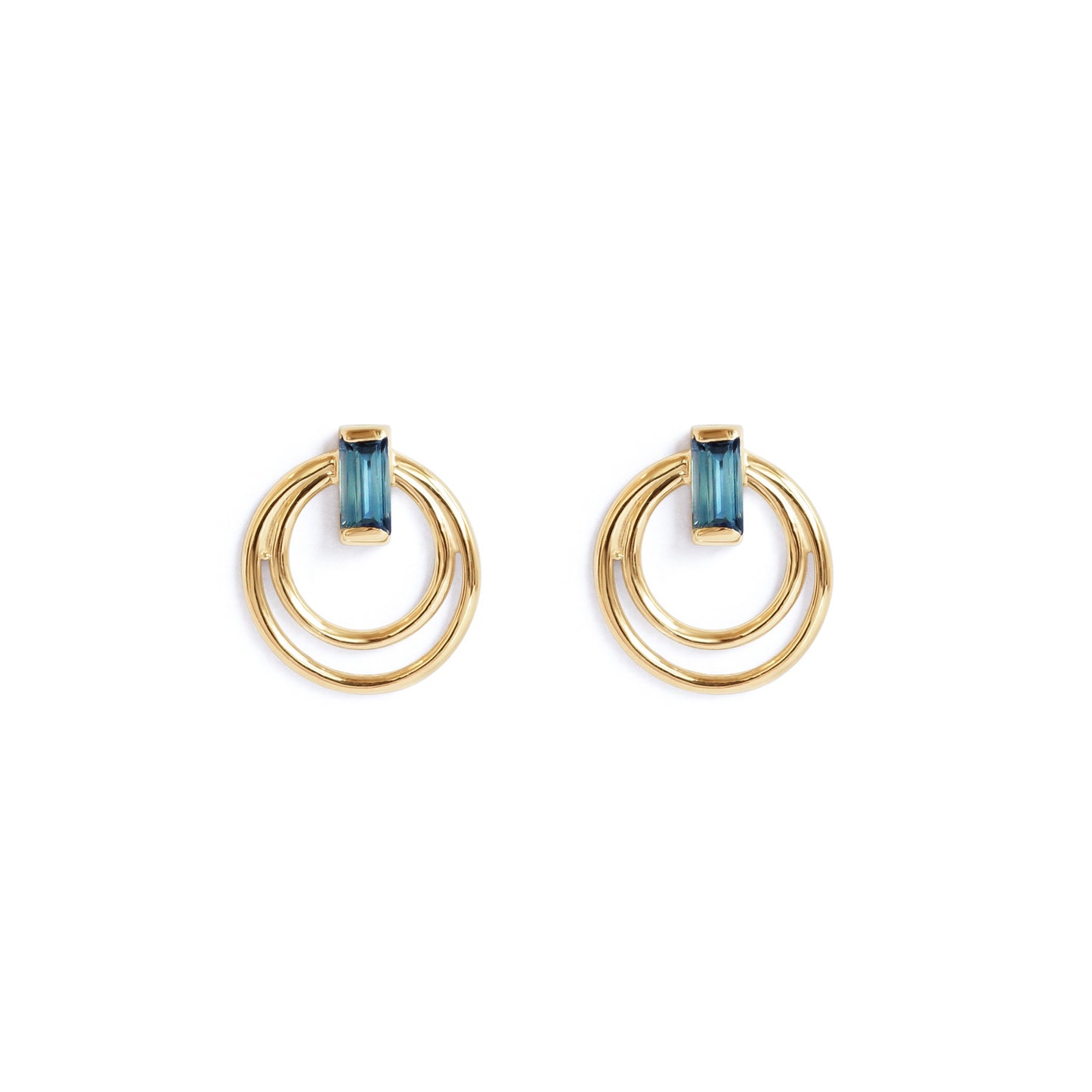 Ripple Earring / Baguette Sapphire by Goldpoint