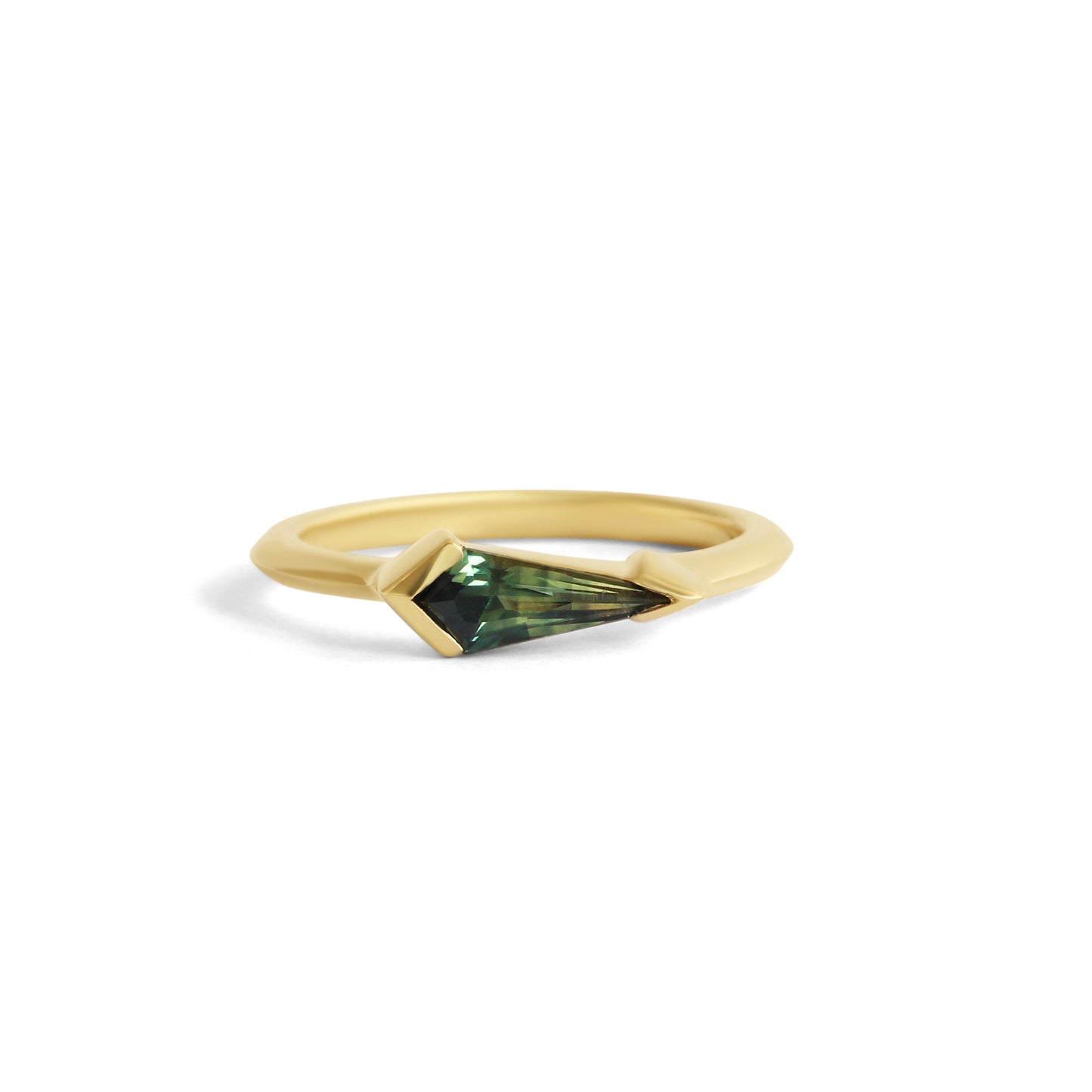 Load image into Gallery viewer, Sideways Ring / Australian Bicolor Sapphire front view
