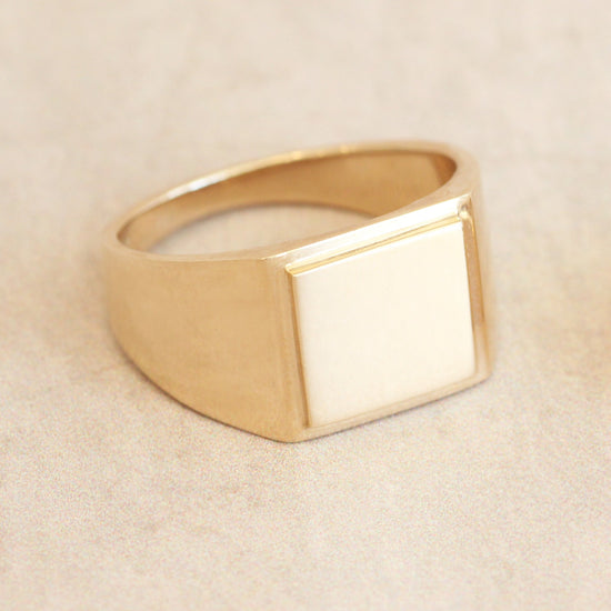 Step Signet Ring / Large Square