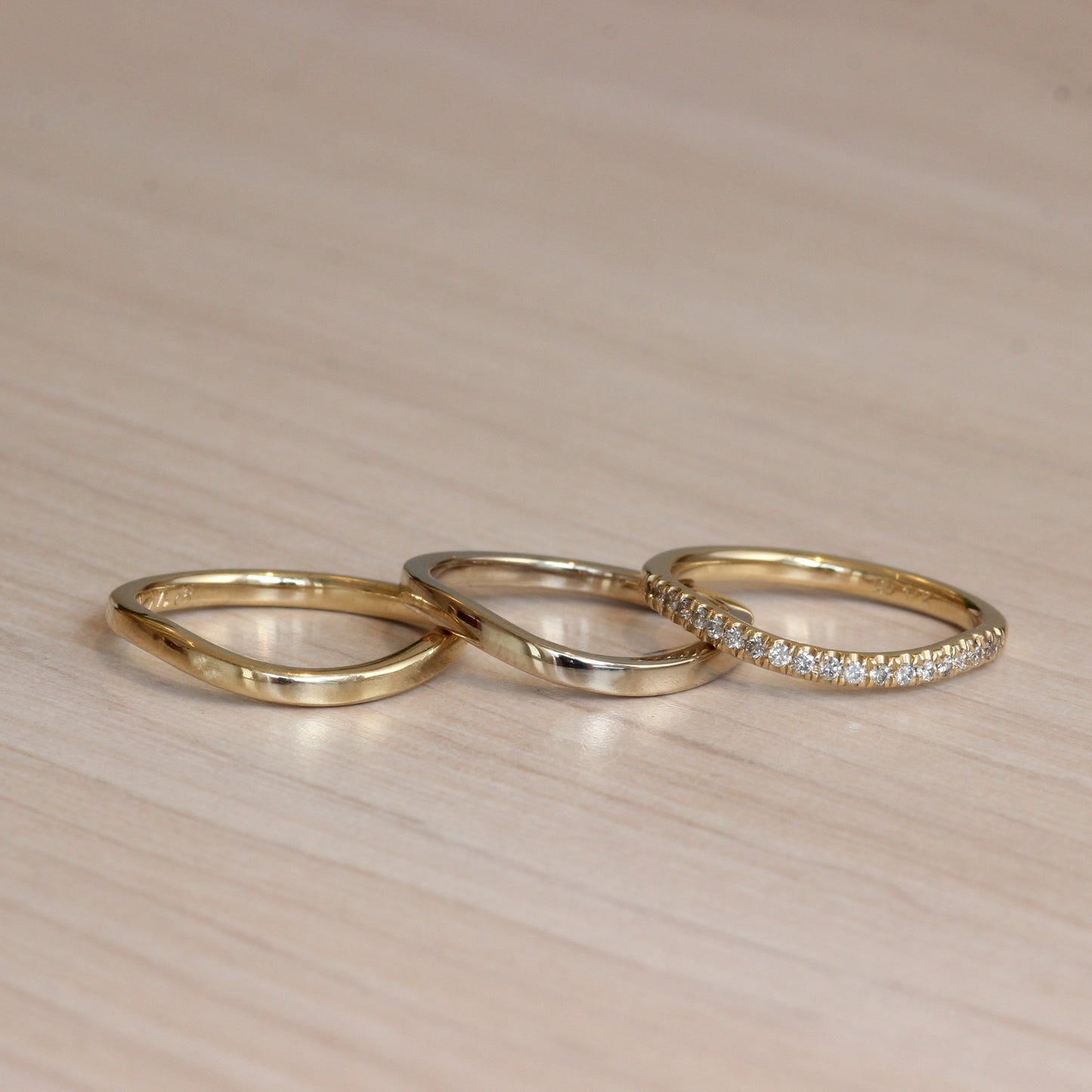 Soft Curve Flat Band / Diamonds - Goldpoint Studio - Greenpoint, Brooklyn - Fine Jewelry