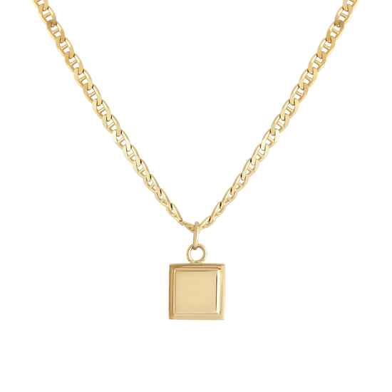 Front view of Mariner Curb Chain 2.2mm as a necklace with a charm