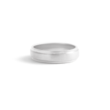 Cornice Band Wide Flat / in Platinum