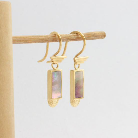 Step S Hook Earrings / Rectangle Black Mother of Pearl