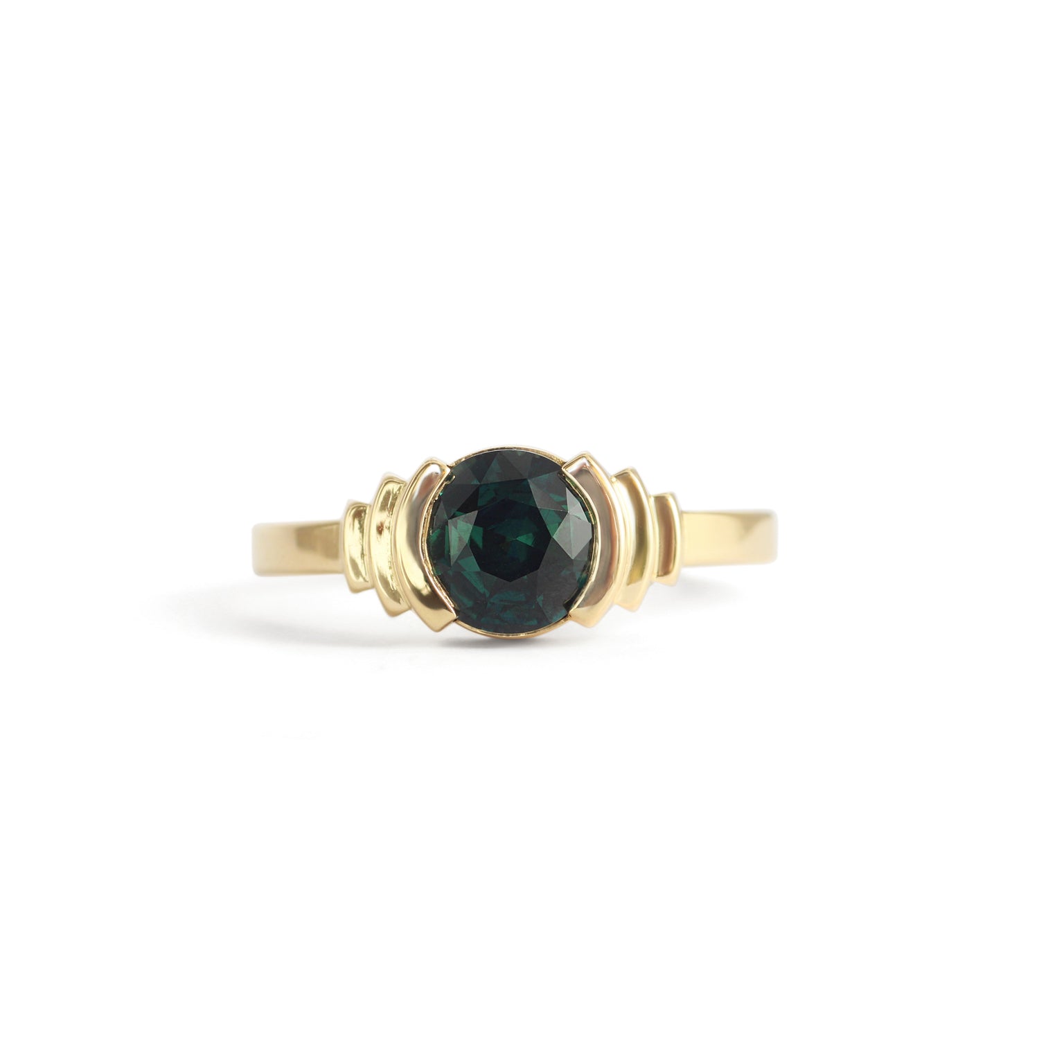 Front view of Kent Ring Round Sapphire 1.34ct by Goldpoint