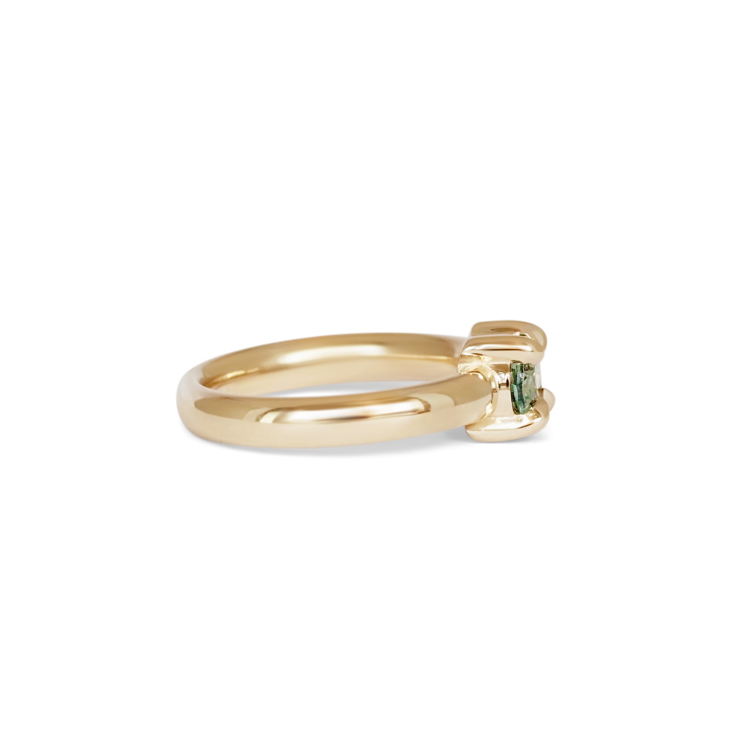 Side view of Sutton Ring Oval Sapphire 0.7ct by Goldpoint