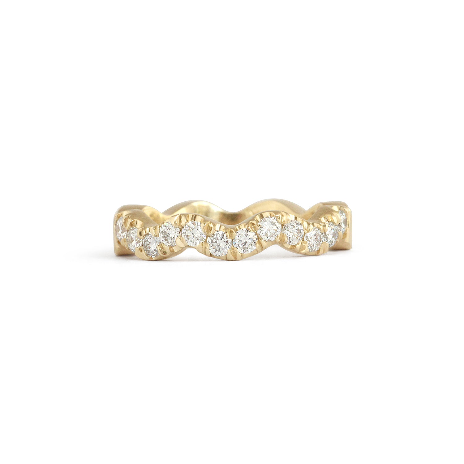 Front view of Waves Band Pave Round Lab Diamonds in 14k yellow gold