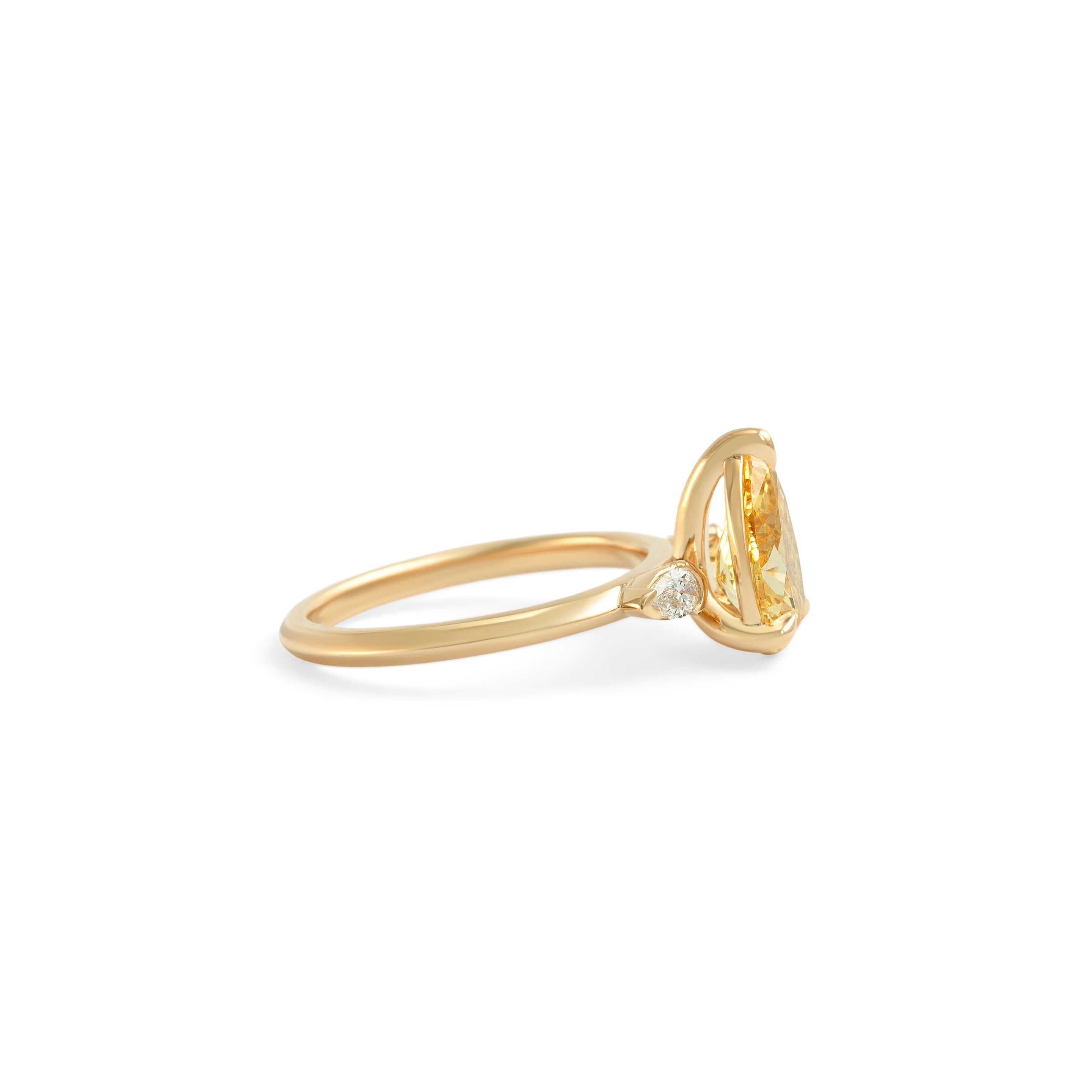 Side view of Wythe Ring Pear Lab Diamond 2ct by Goldpoint Jewelry