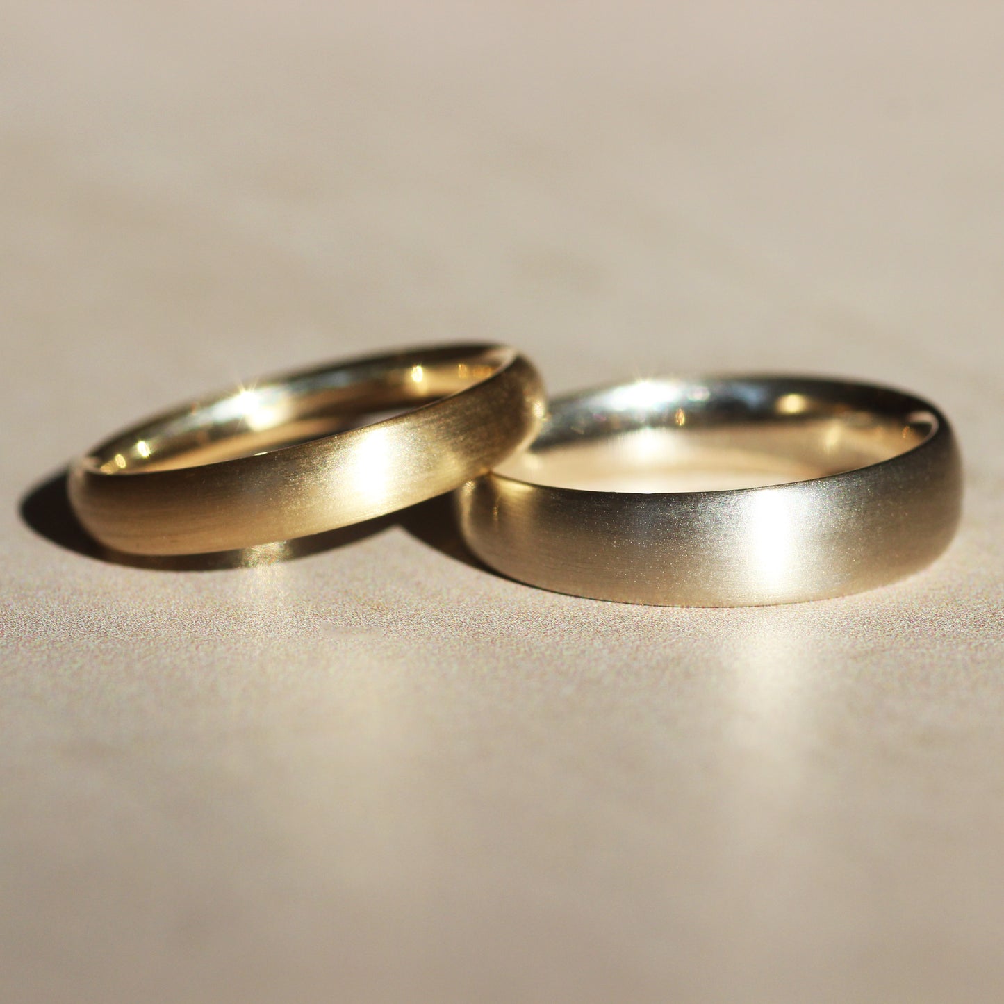 Ellipse Band / Medium by Goldpoint