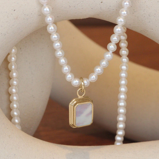 Step Charm / Emerald Cut Shape White Mother of Pearl Inlay