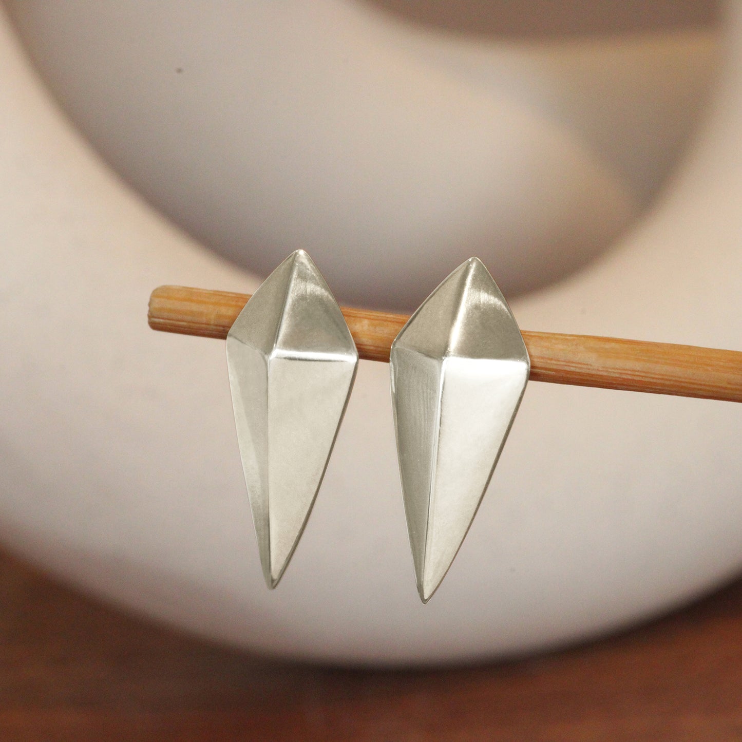 Spike Earring / White Gold