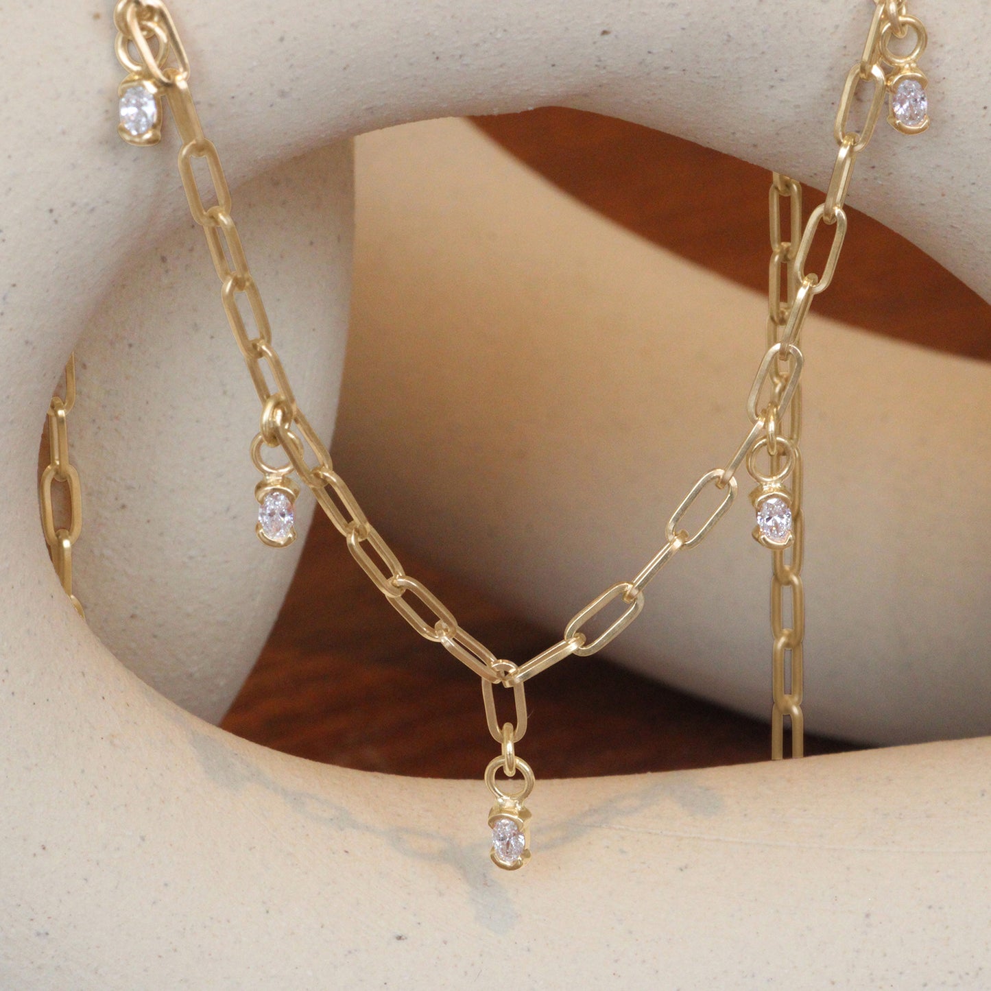 Split Bezel Charm / Lab Oval Diamond