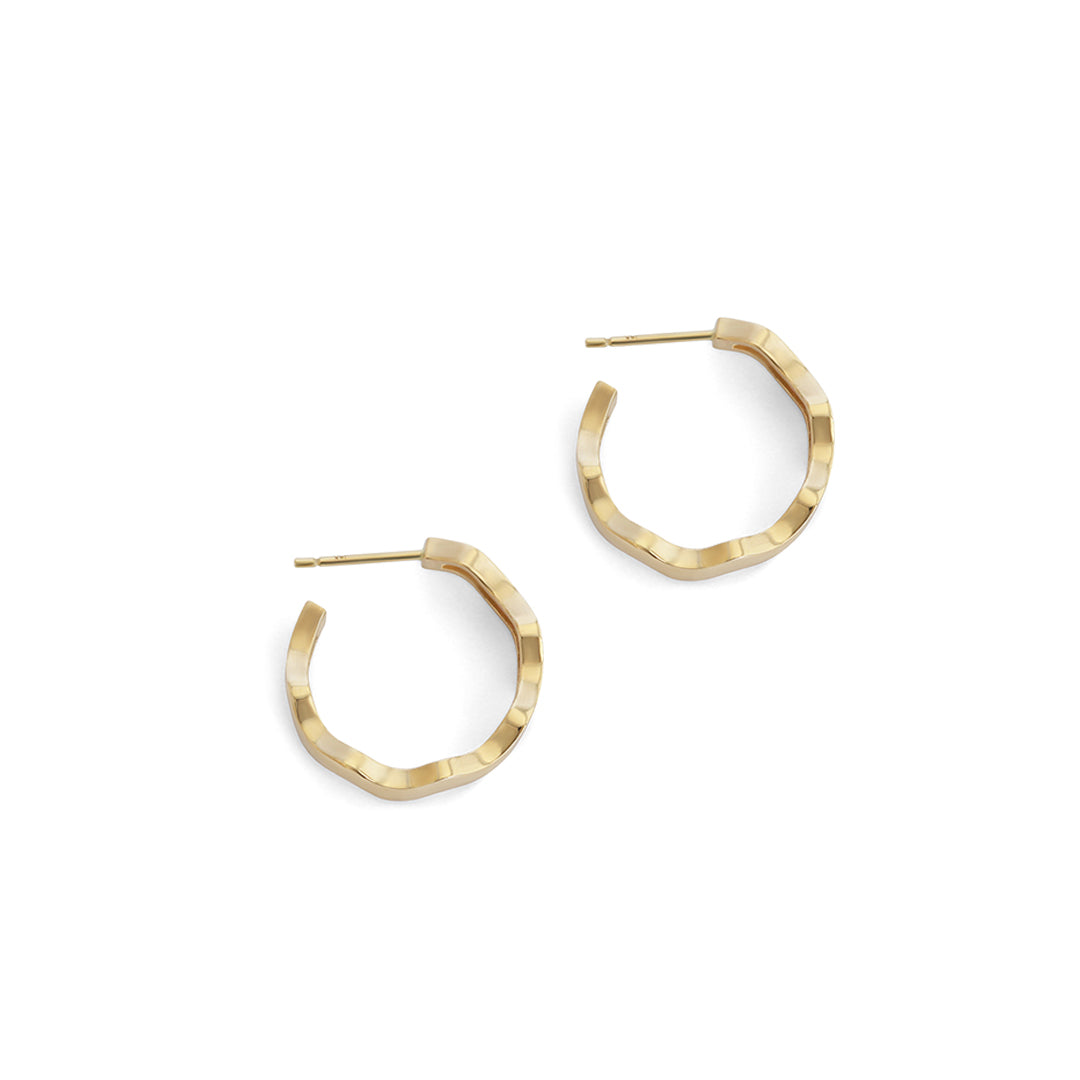 Side profile view of a set of Waves Hoop / Small pieces by Goldpoint Jewelry