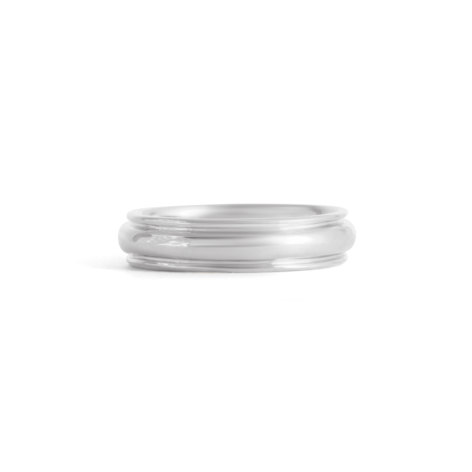 Front view of Cornice Band Wide in Platinum