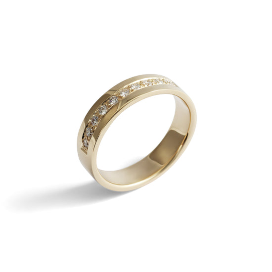 Standard Flat Band / 6mm Bright Cut Lab Diamonds by Goldpoint
