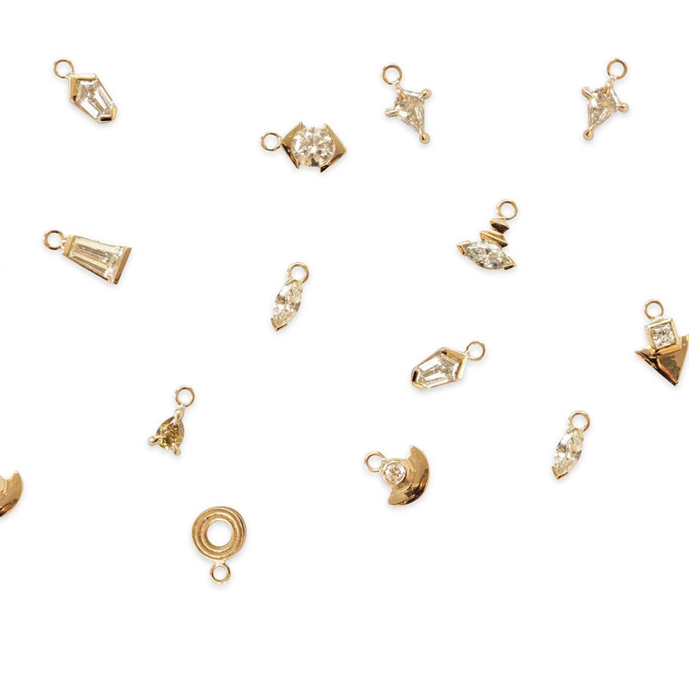 Horus Charm / Lab Round Diamond by Goldpoint