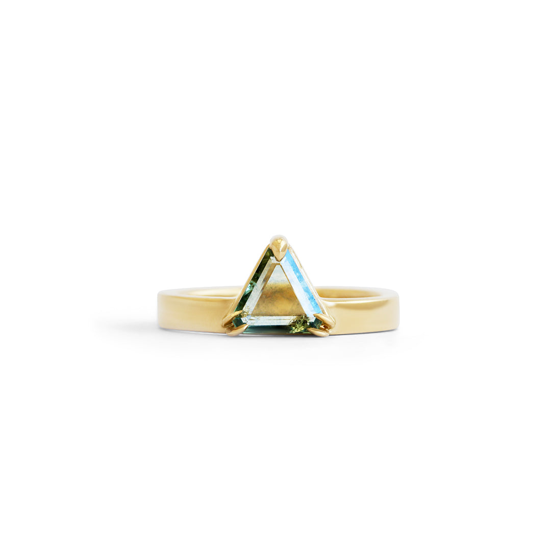 Load image into Gallery viewer, Horizon Ring / Triangle Bi Color Montana Sapphire - Goldpoint Studio - Greenpoint, Brooklyn - Fine Jewelry
