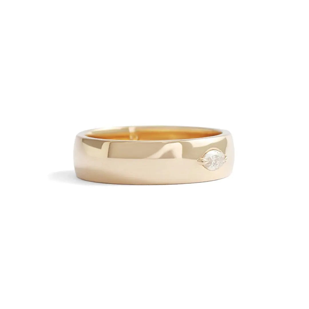 Horus Ring / Lab Marquise Diamond .14ct - Goldpoint Studio - Greenpoint, Brooklyn - Fine Jewelry
